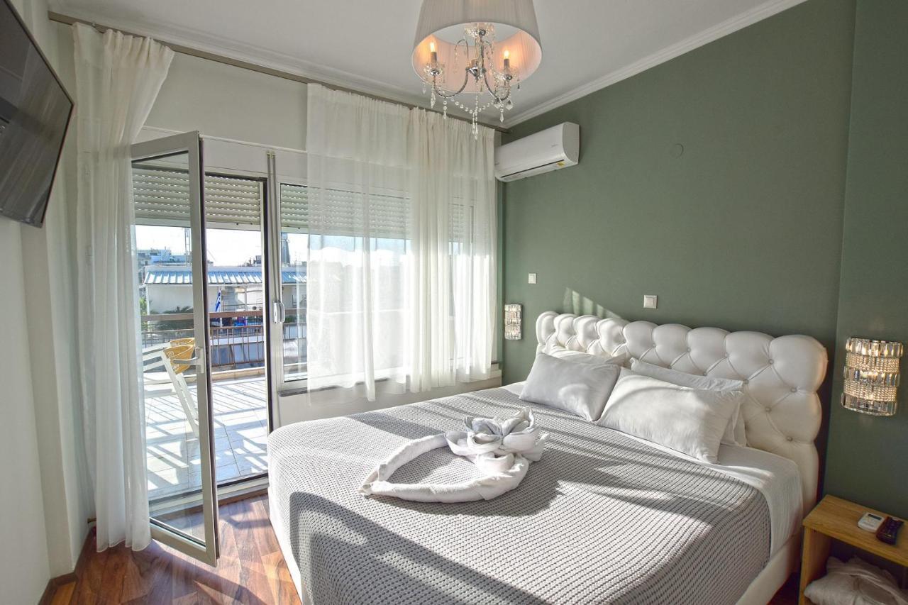 Hotel John's Chalkís